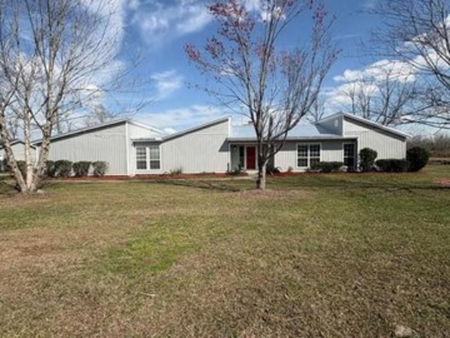 House for sale in Ray City, Georgia