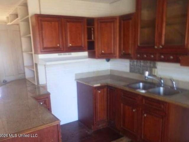 House for sale in Forest, Scott County
