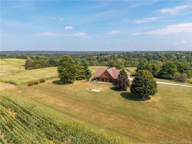 Farm for sale in Pekin, Indiana