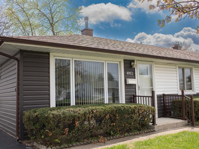 Property for sale in Hometown, Illinois