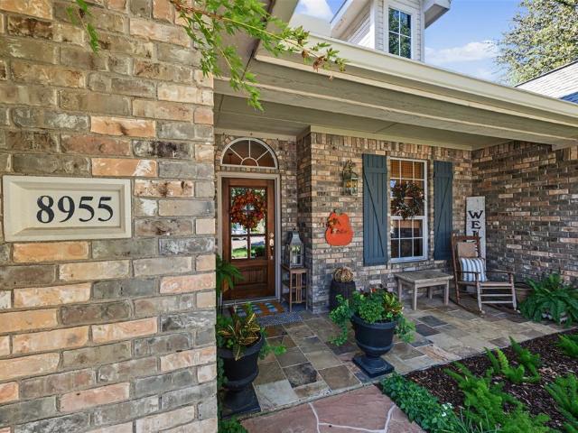 House for sale in Benbrook, Tarrant County