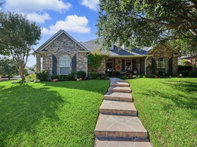 House for sale in Benbrook, Tarrant County