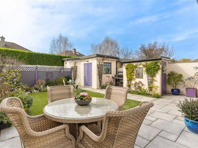 Detached House for sale in Dun Laoghaire, North Tipperary