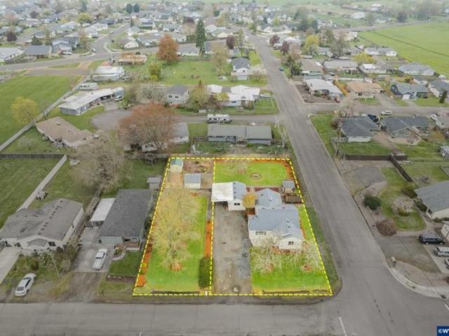 House for sale in Oregonia