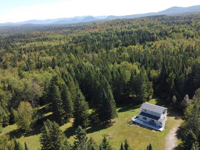 House for sale in Island Pond, Vermont