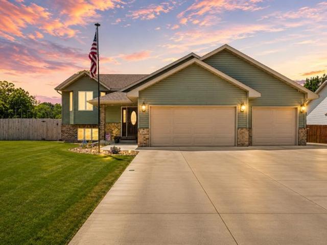 House for sale in Steele, Minnesota