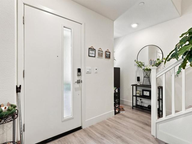 Condo for sale in San Leandro, California