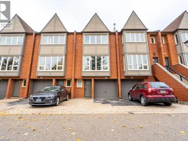 House for rent in Maple, Burlington