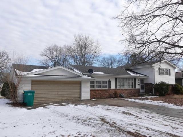 House for sale in Galesburg, Illinois