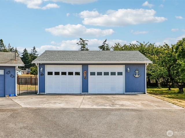 House for sale in Coupeville, Washington