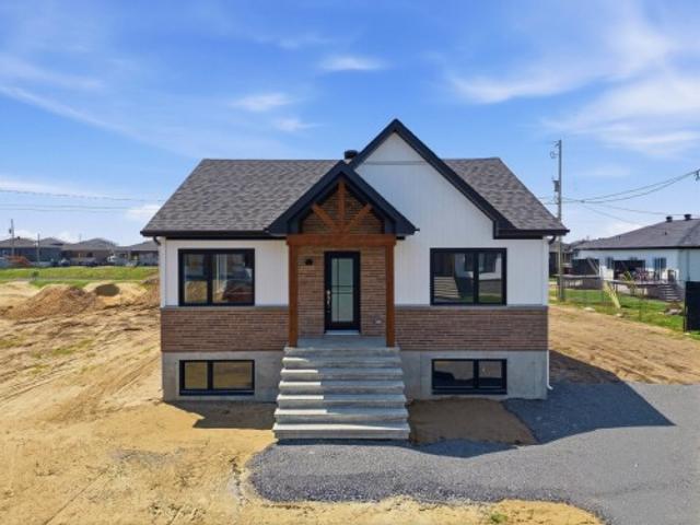 House for sale in Drummond, Quebec