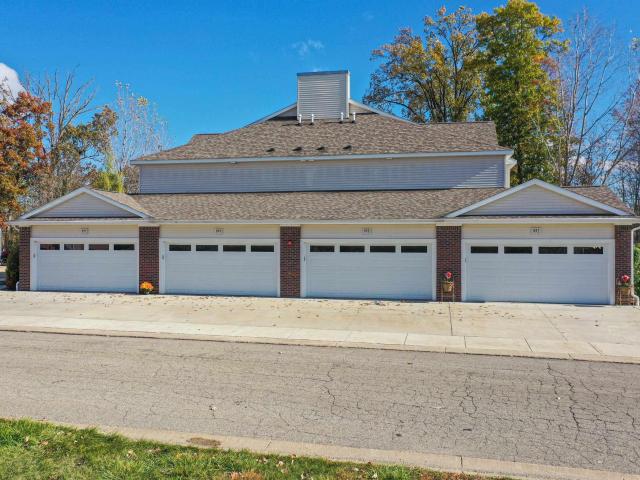 Condo for sale in Fenton, Michigan