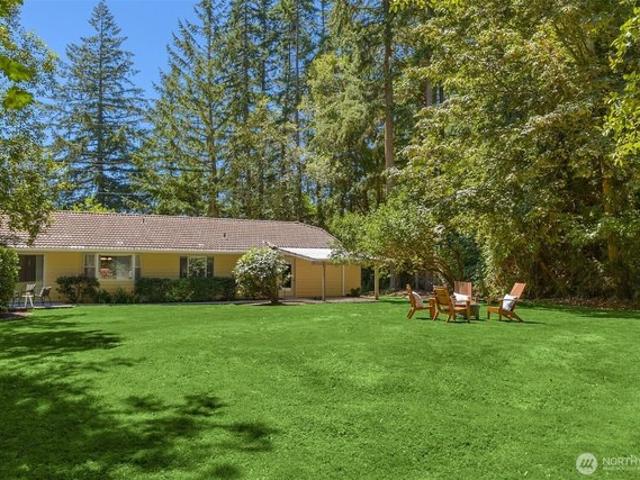 House for sale in Bainbridge Island, Washington