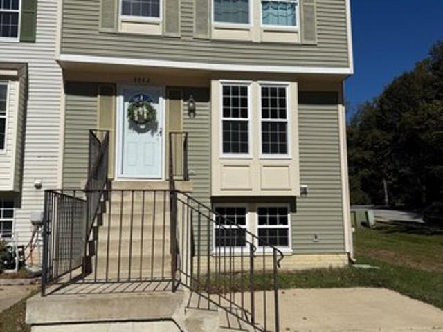 Townhouse for sale in Owings Farm, North Beach