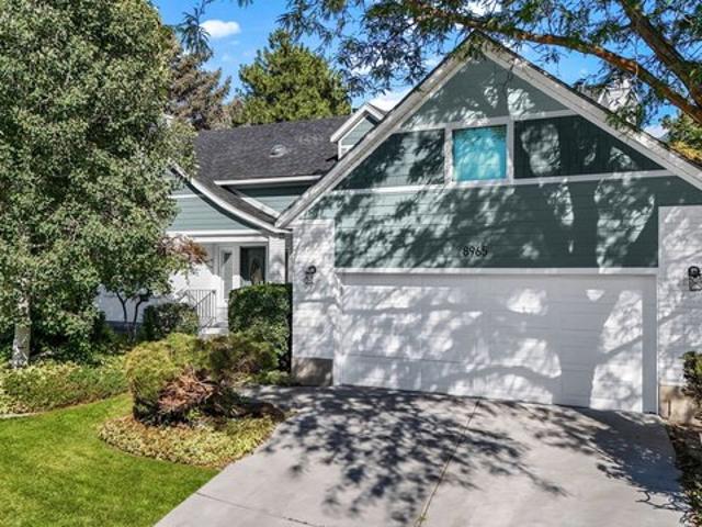 House for sale in Sandy, Utah