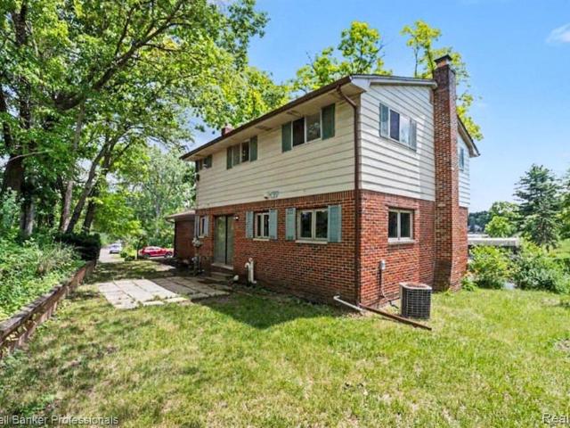 House for sale in Davisburg, Michigan