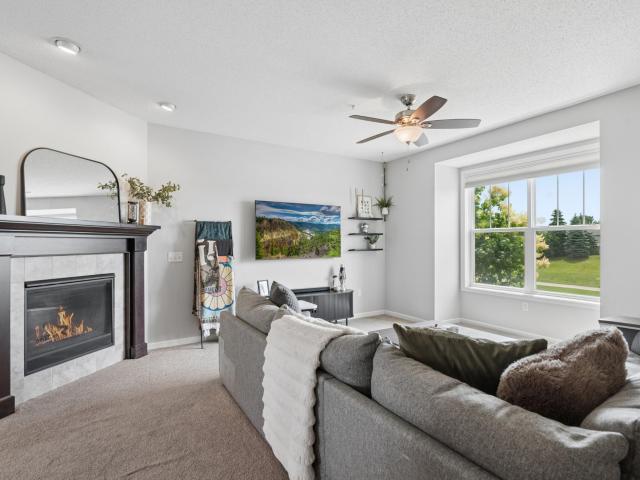 Townhouse for sale in Chanhassen, Minnesota