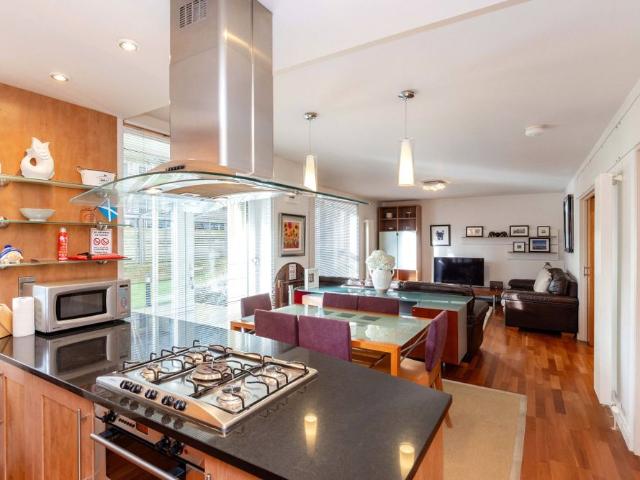 Apartment for rent in Holyrood, Old Town