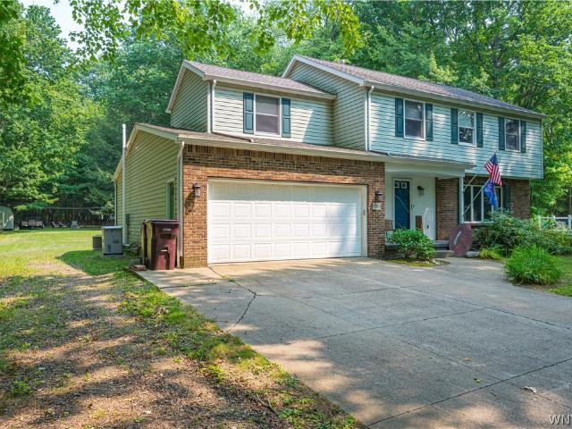 House for sale in Derby, New York