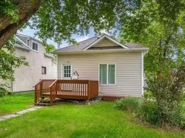 House for sale in East St. Paul, Manitoba