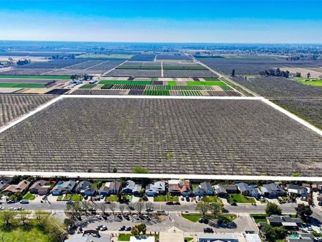 Land for sale in Tulare, California
