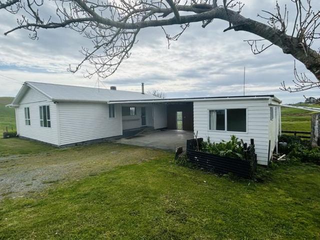 House for rent in Pahi, Northland