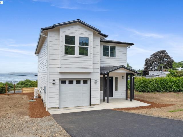 House for sale in Oregonia