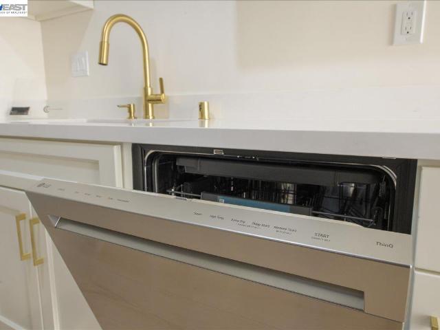 Condo for sale in San Ramon, California