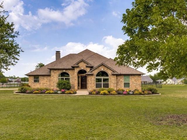 House for sale in Gunter, Texas