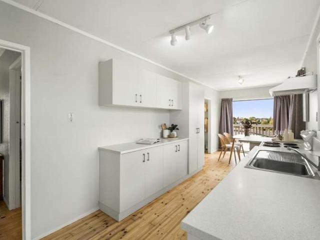 House for sale in Paremoremo