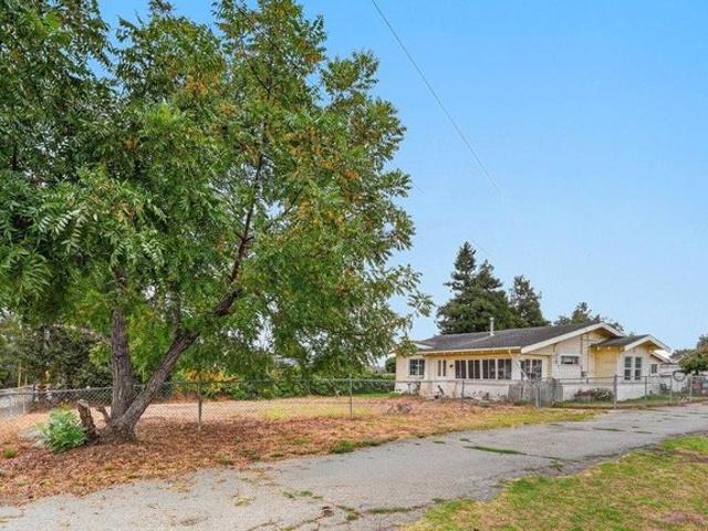 House for sale in Freedom, California