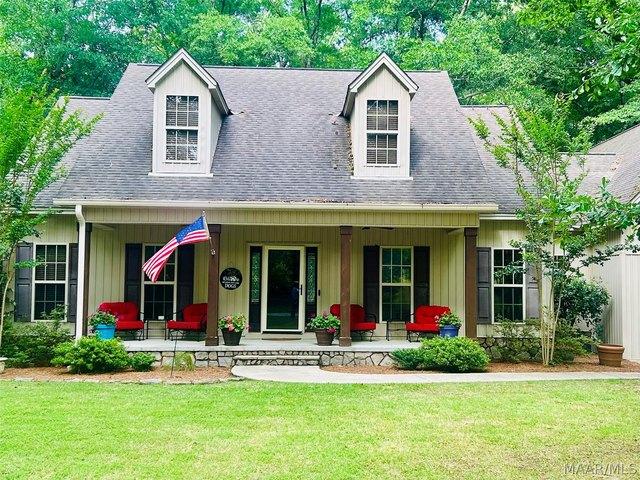 House for sale in Elmore, Alabama