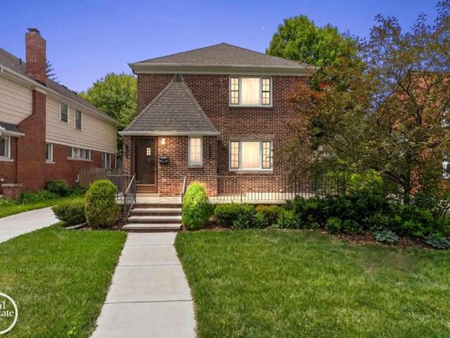 House for sale in Grosse Pointe, Michigan