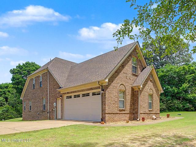 House for sale in Hernando, Mississippi