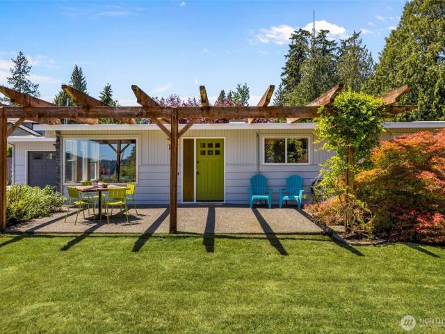 House for sale in Belfair, Washington