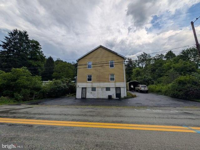 House for sale in Burgettstown, Pennsylvania