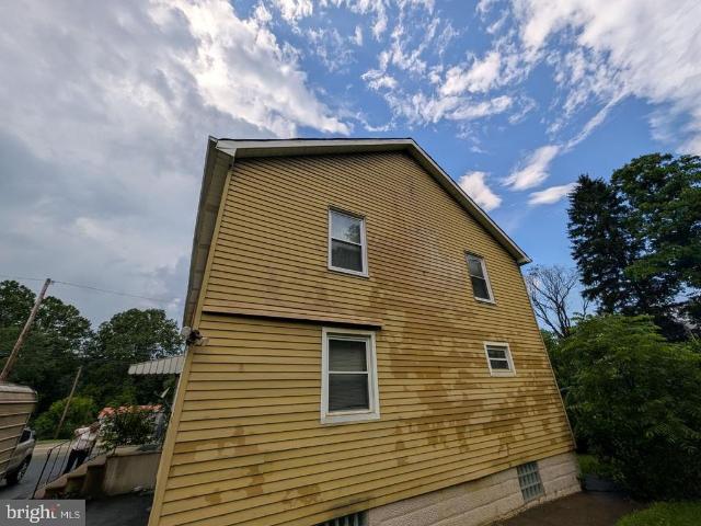House for sale in Atlasburg, Pennsylvania
