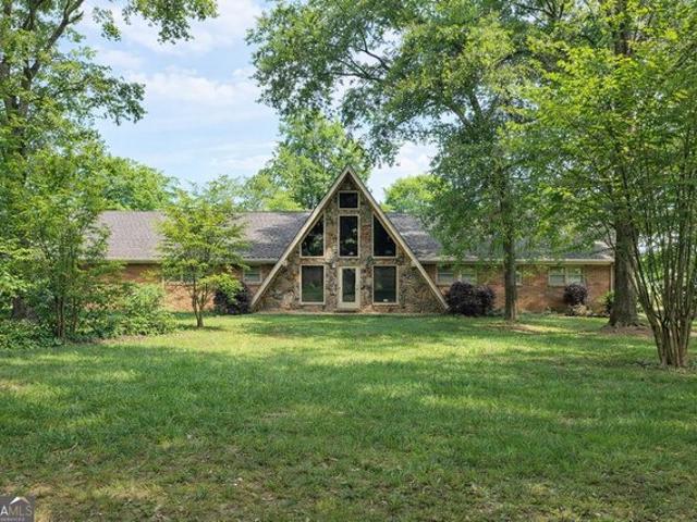 House for sale in Mcdonough, Georgia