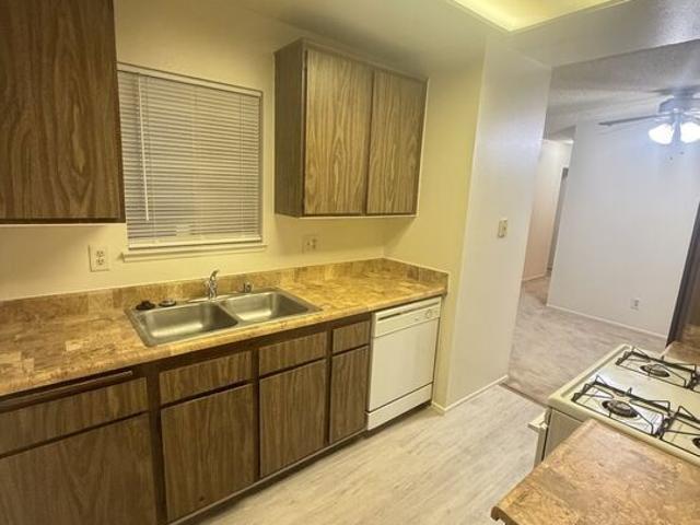 Condo for sale in Alta Loma, Alta