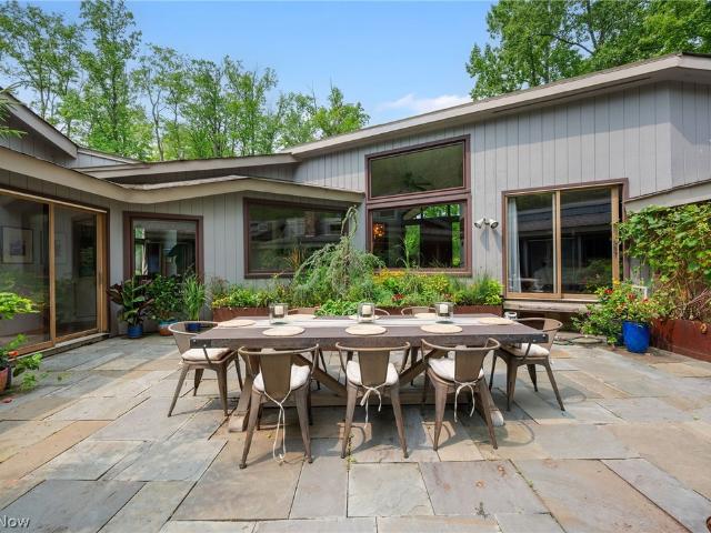 House for sale in Chardon, Geauga County