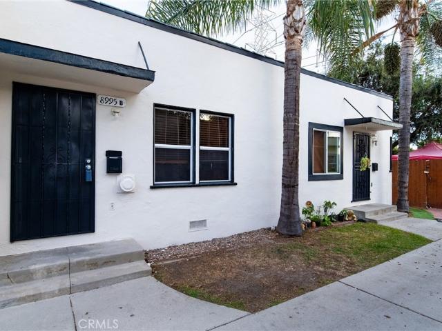 Townhouse for sale in South Gate, California