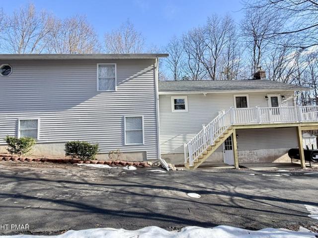House for sale in Gilbert, Pennsylvania
