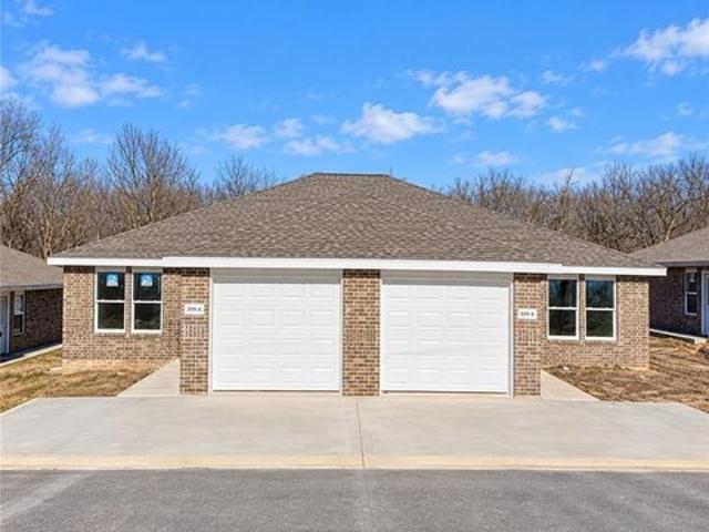 House for sale in Warrensburg, Missouri