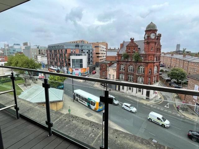 Studio for rent in Islington, Calderstones