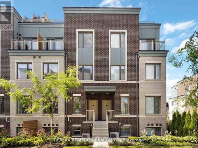 Townhouse for sale in Woburn, Ontario