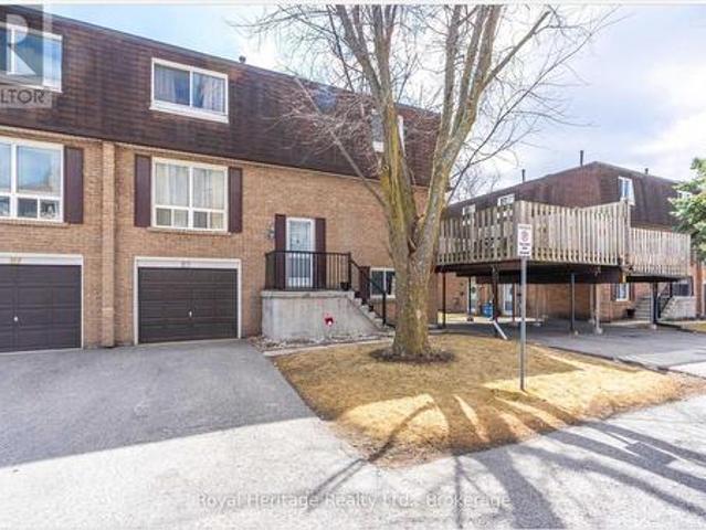 Townhouse for rent in Durham, Ontario