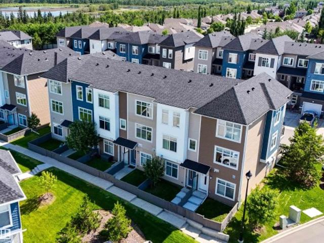 Townhouse for sale in Saint Albert, Alberta