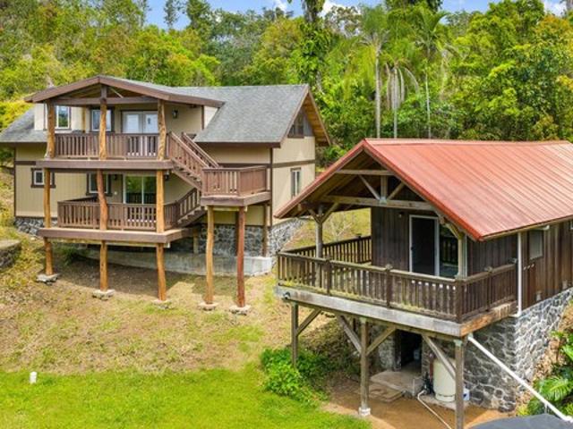 House for sale in Captain Cook, Hawaiʻi County