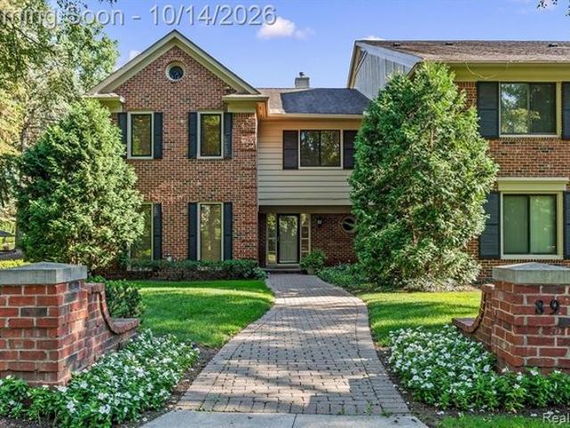 Condo for sale in Barden Woods Condos, Bloomfield Hills