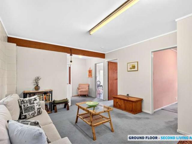 House for sale in Castor Bay, Devonport-Takapuna